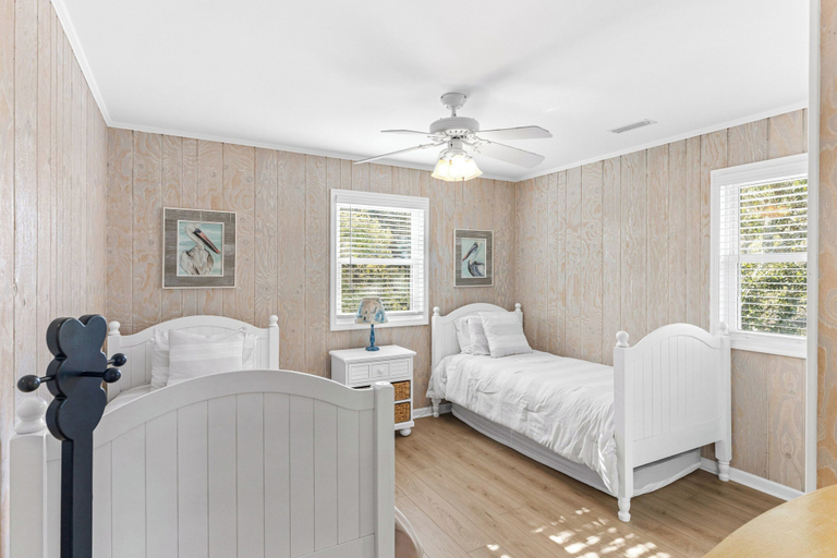 Bedroom 2, The Hydeaway by Topsail Realty, Pender