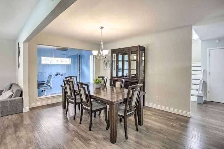 Interior 3, Texas - Justin 7, Stafford