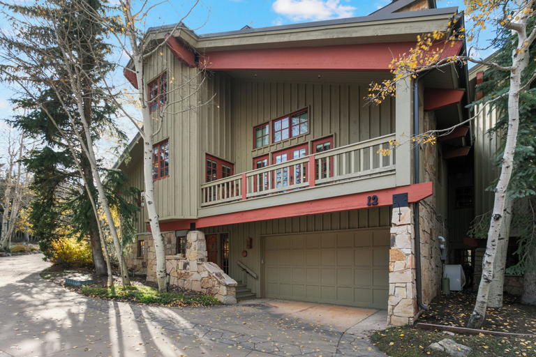 Exterior 4, Mountain Modern Retreat Hot Tub 3 Bedroom Condo, Summit