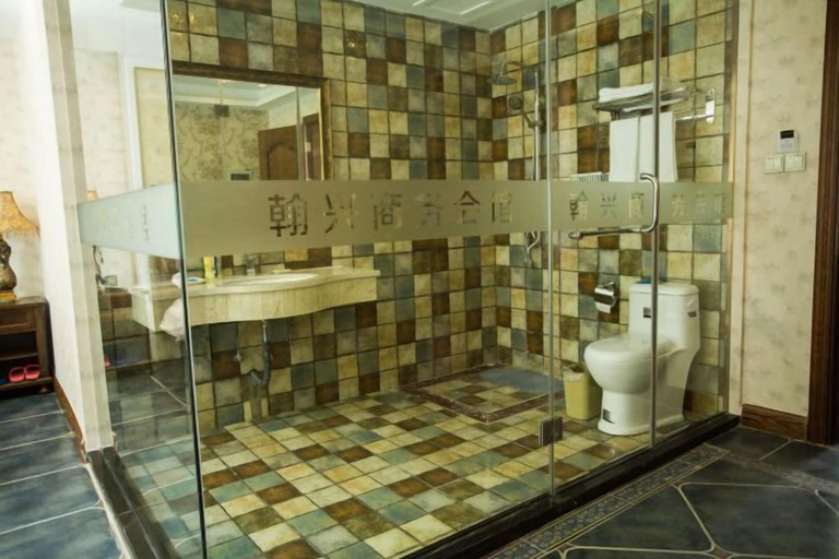 Bathroom 4, Yingkou Hanxing Business Hotel, Tieling