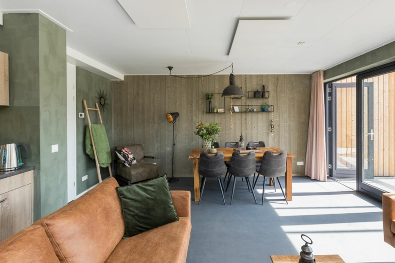 Others 5, Holiday Home in Vrouwenpolder near Beach, Veere