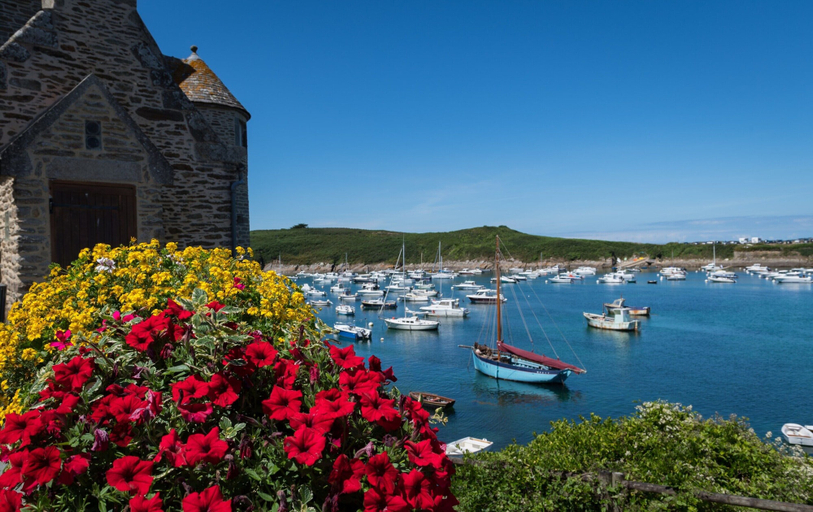 Marina 3, Character House With SPA and sea View, Finistère