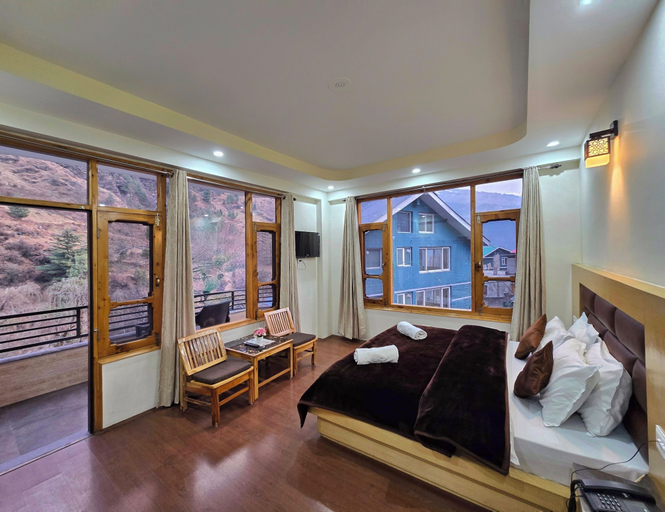 Bedroom 2, Solang Snow Heaven, Kullu