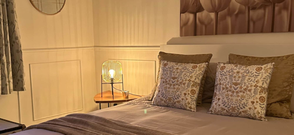 Room 4, Bushey B&B, Hertfordshire