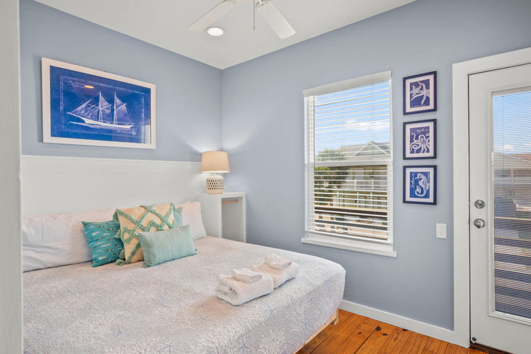 Interior 4, No Regrets! PET Friendly!, Nueces