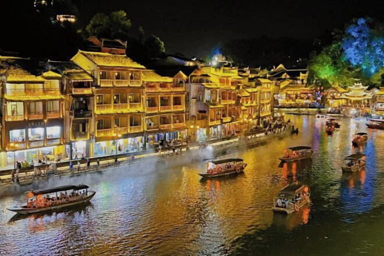 Exterior & Views 2, Fenghuang Memory River View Inn - Near Ancient City & River View Balcony, Xiangxi Tujia and Miao