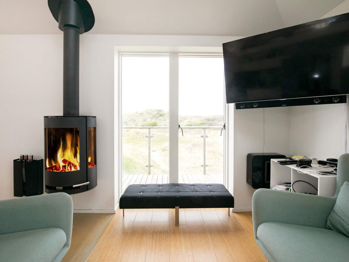 Others 4, 5 Star Holiday Home in Brovst, Jammerbugt