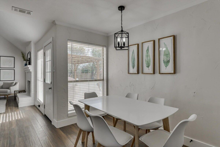 Interior 4, The Prestige Poolside Escape - 5BR w Cinema & Gaming, Dallas