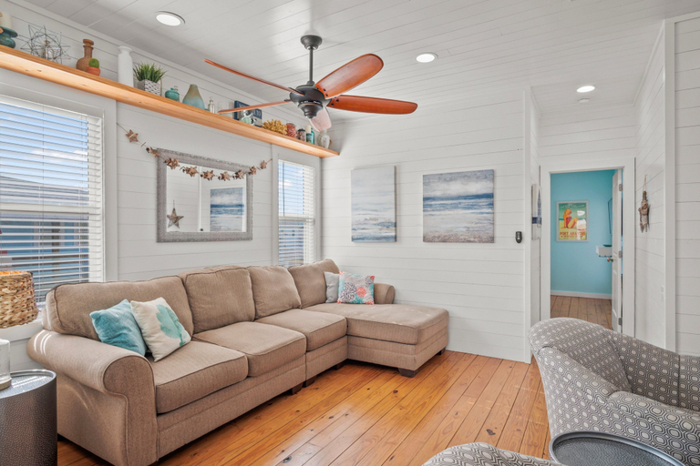 Interior 5, No Regrets! PET Friendly!, Nueces