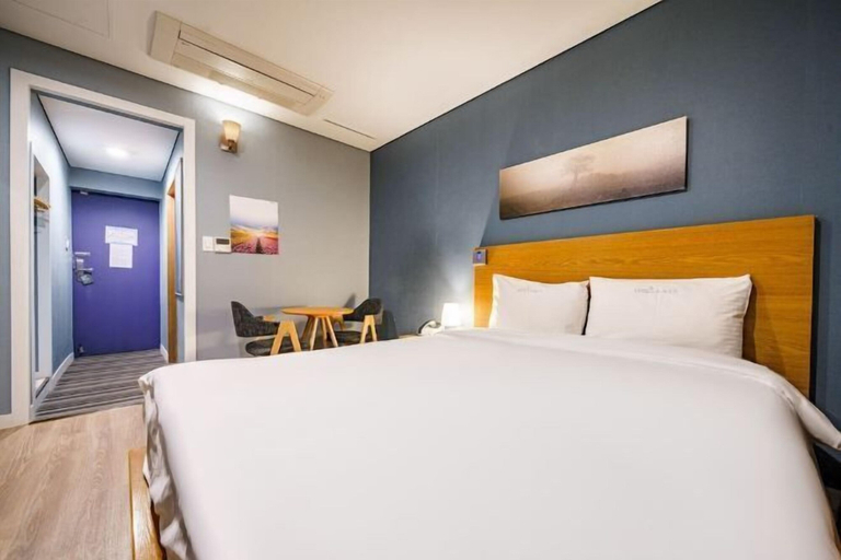Bedroom 4, Lamer Hotel & Seawater Spa Busan, Busanjin
