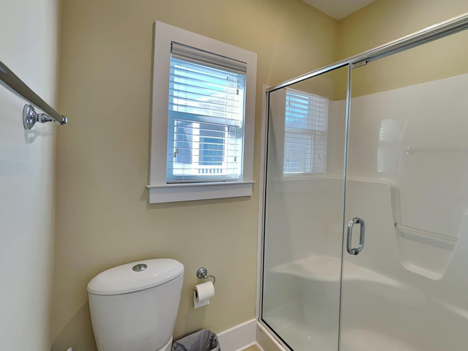Bathroom 4, Beaches Be Crazy by Carolina Retreats, New Hanover