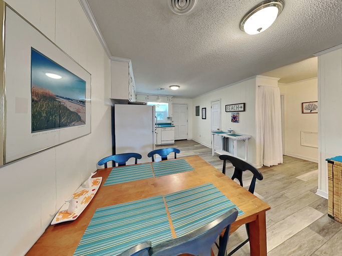 Others 4, Catch A Wave by Topsail Realty, Pender