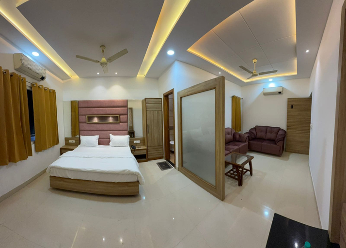 Room 1, Hotel Silver Bricks, Amritsar