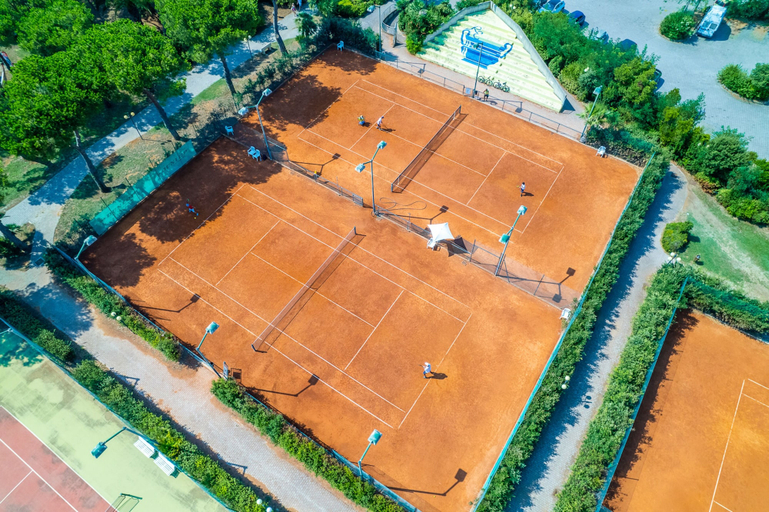 Tennis court, Hotel with private beach in San Vincenzo, Livorno
