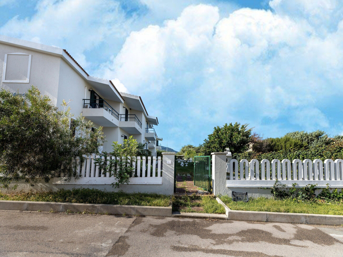 Reception 2, 150 Meters From the Sea, 2 Swimming Pools, Sassari