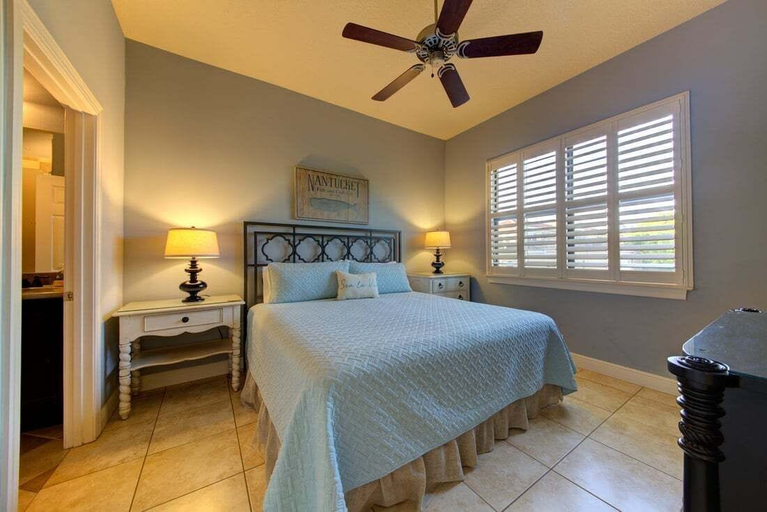 Interior 2, Siesta Escape - Combined, Sarasota