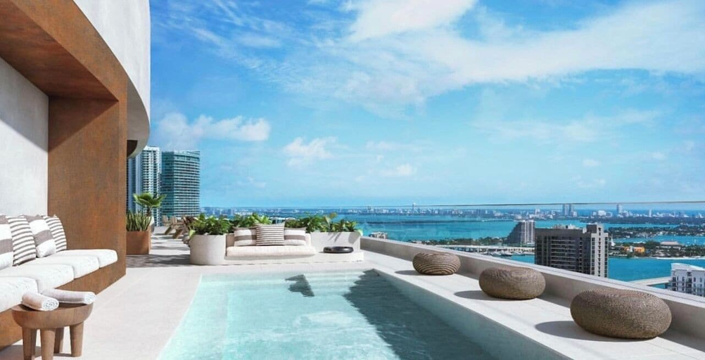 Primary image, King Deluxe Studio, Miami-Dade