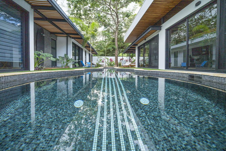 Room 3, 350m to Beach - Guitar-shaped Pool Kitchen - BBQ Casa Guitarra, Santa Cruz