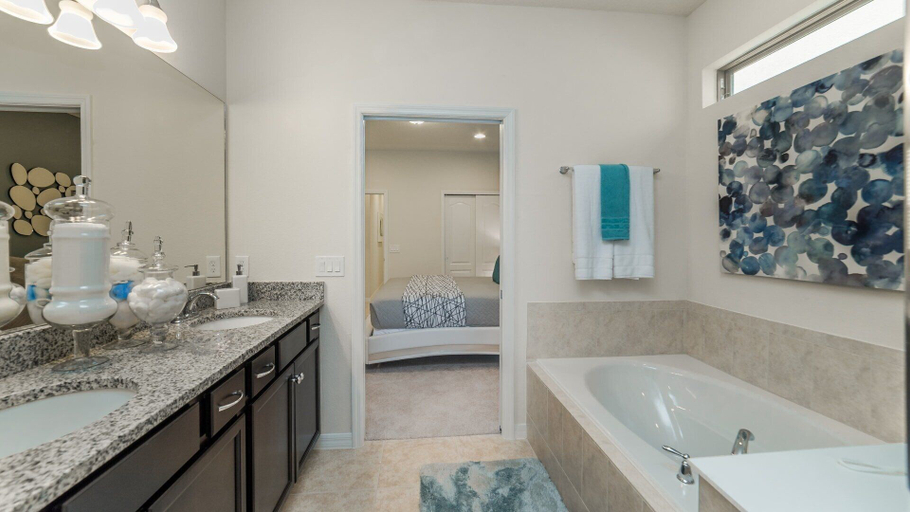 Bathroom, Rhs9026, Osceola