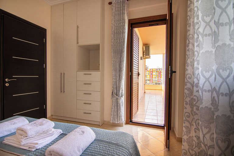 Room 5, Great Alexander Suites, Sarandës
