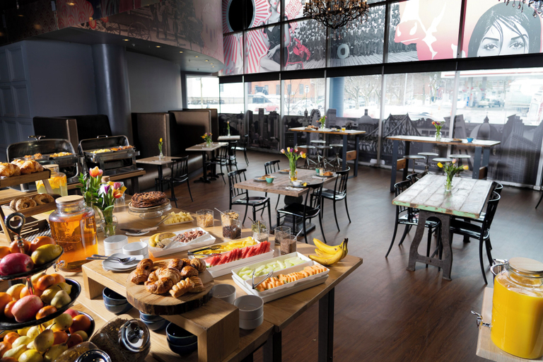 Food & Drinks 5, HOTEL 10, Montréal