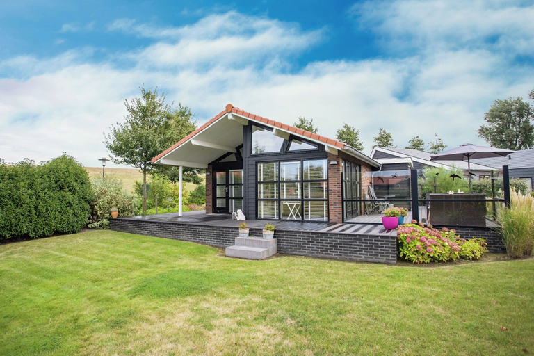 Others 1, Chalet in Kattendijke near Eastern Scheldt, Goes