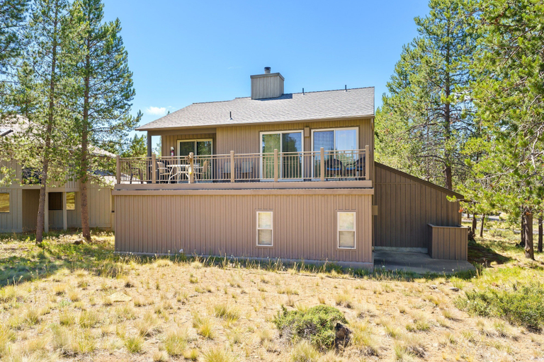 Interior 5, Umpqua With Golf Views Hot Tub & Ping Pong, Deschutes