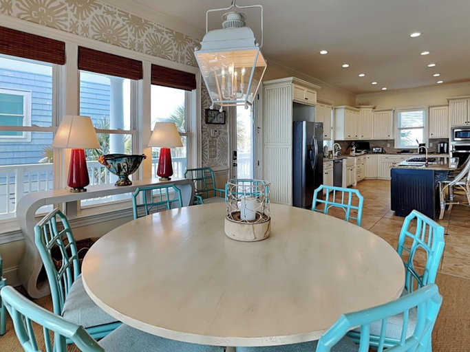 Food & Drinks, Oceans 111 by Topsail Realty, Pender