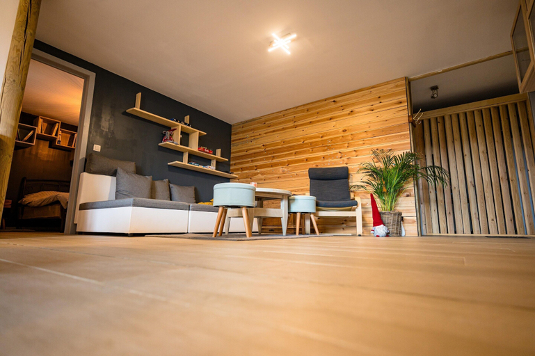 Living room 3, Spa VIP du Pont Alsort 2/3 - Stunning View & Lounge bar Near Eau D'heure Lakes, Hainaut