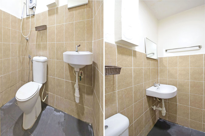 Bathroom 3, Hotel O Shalimar, Kuala Lumpur