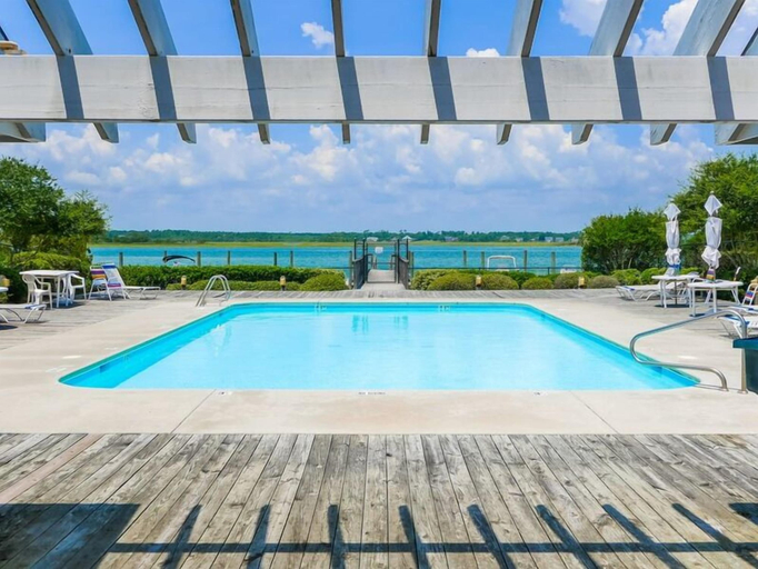 Sport & Beauty 5, The Shell Collector by Topsail Realty, Pender