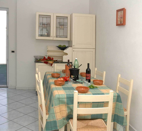 Others 3, villa al mare famiglia calise, Napoli