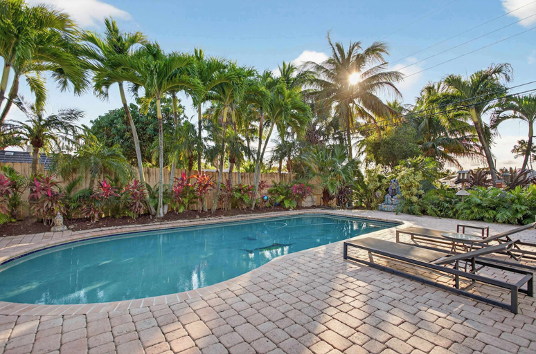 Primary image, Harbor Haven Home for 7, Broward