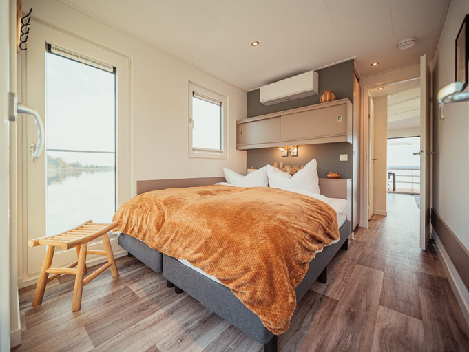 Room, Hausboot am Grabendorfer, Oberspreewald-Lausitz