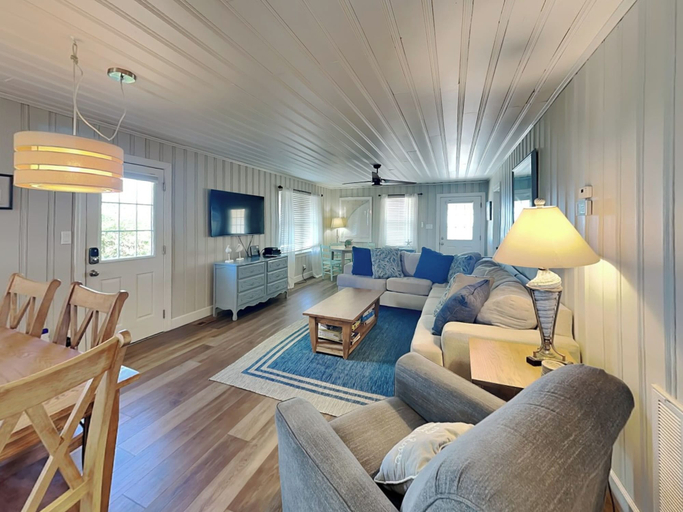 Others 5, The Playhouse by Topsail Realty, Pender