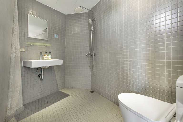 Bathroom 4, Huyan Museum BnB - Concrete Design, Pingtung