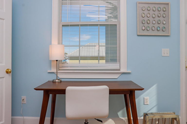 Interior 5, Pearl of the Cape, Gulf