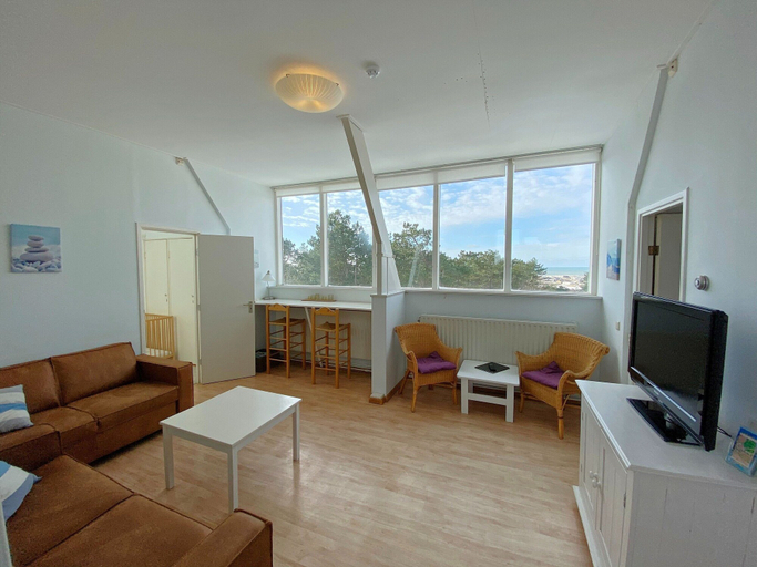 Others 5, Apartment in Bergen aan Zee Near Beach, Bergen