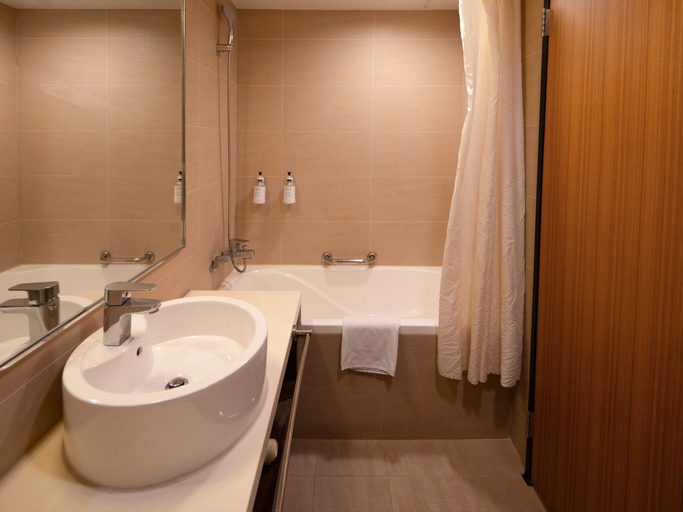 Bathroom 4, CHECK inn SELECT Hualien LinSen, Hualien