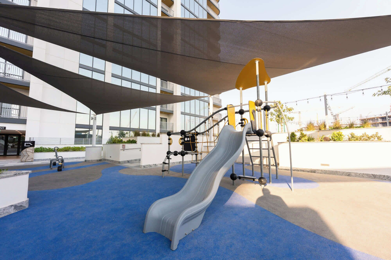 Room 3, Meydan Apartment Sleeps 5 in a Great Location, Dubai