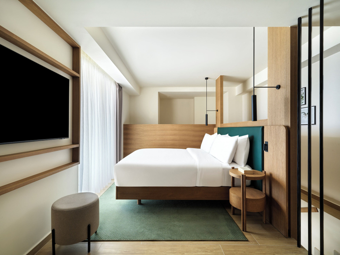 Bedroom 3, Hilton Garden Inn Chania City, Crete