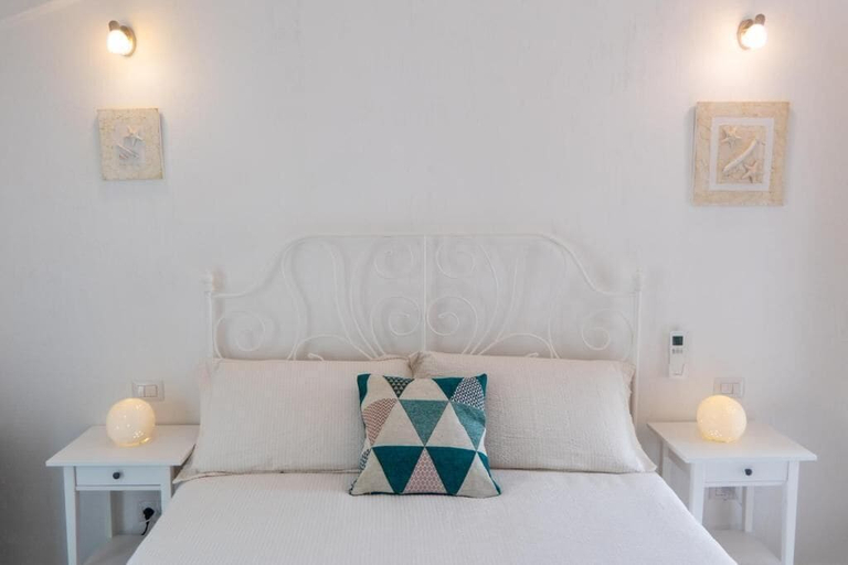 Room 3, Almasarda, Olbia-Tempio