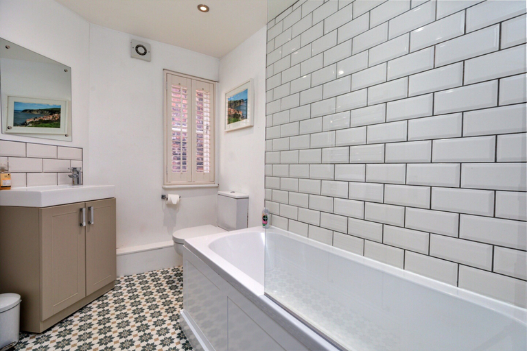 Bathroom 3, Maisonette in Whitby Near Whitby Abbey, North Yorkshire