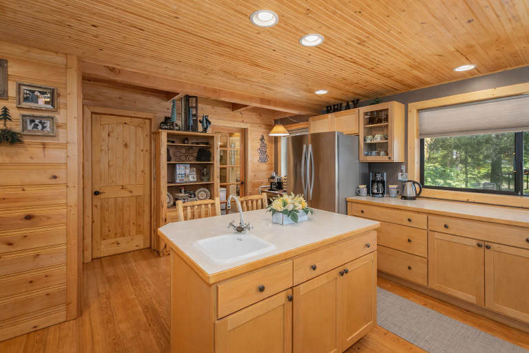 Private kitchen 4, Thyme Out 2 Bedroom Home by NW Comfy Cabins by RedAwning, Chelan