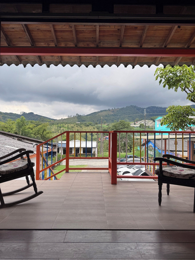 Living area, Kumanday Lodge, Santa Rosa de Cabal