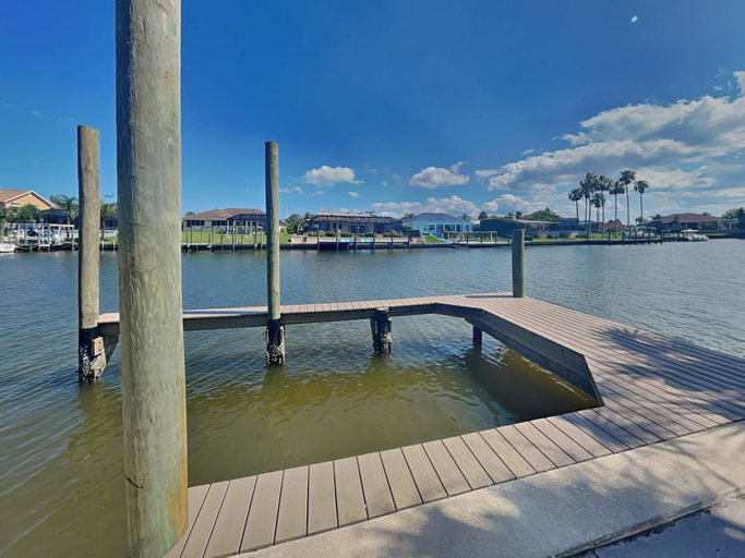 Sport & Beauty, Dolphin View Oasis by Distinctive Beach Rentals, Flagler