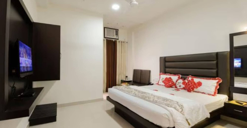 Bedroom 3, Hotel Madhushrie Agra, Firozabad