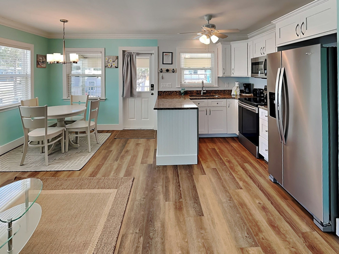 Others 5, The Tides Retreat by Distinctive Beach Rentals, Lee