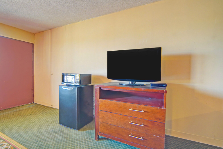 Others 4, Sunset Inn Flatonia I 10 by Hotel O, Fayette