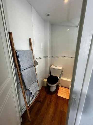 Bathroom 5, villa du beau port, Vienne
